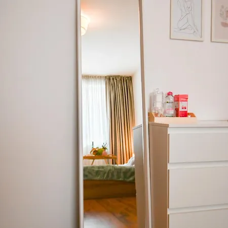 Rea Olive Residential - Quiet And Cozy 아파트