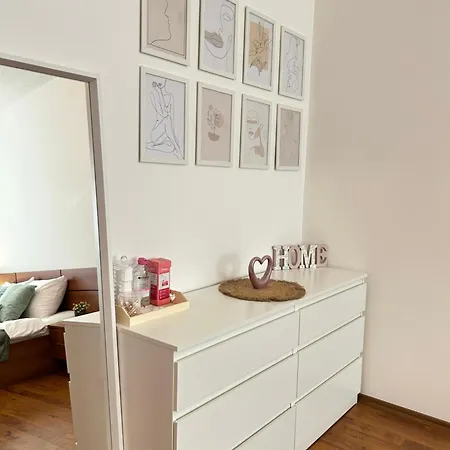 Rea Olive Residential - Quiet And Cozy *